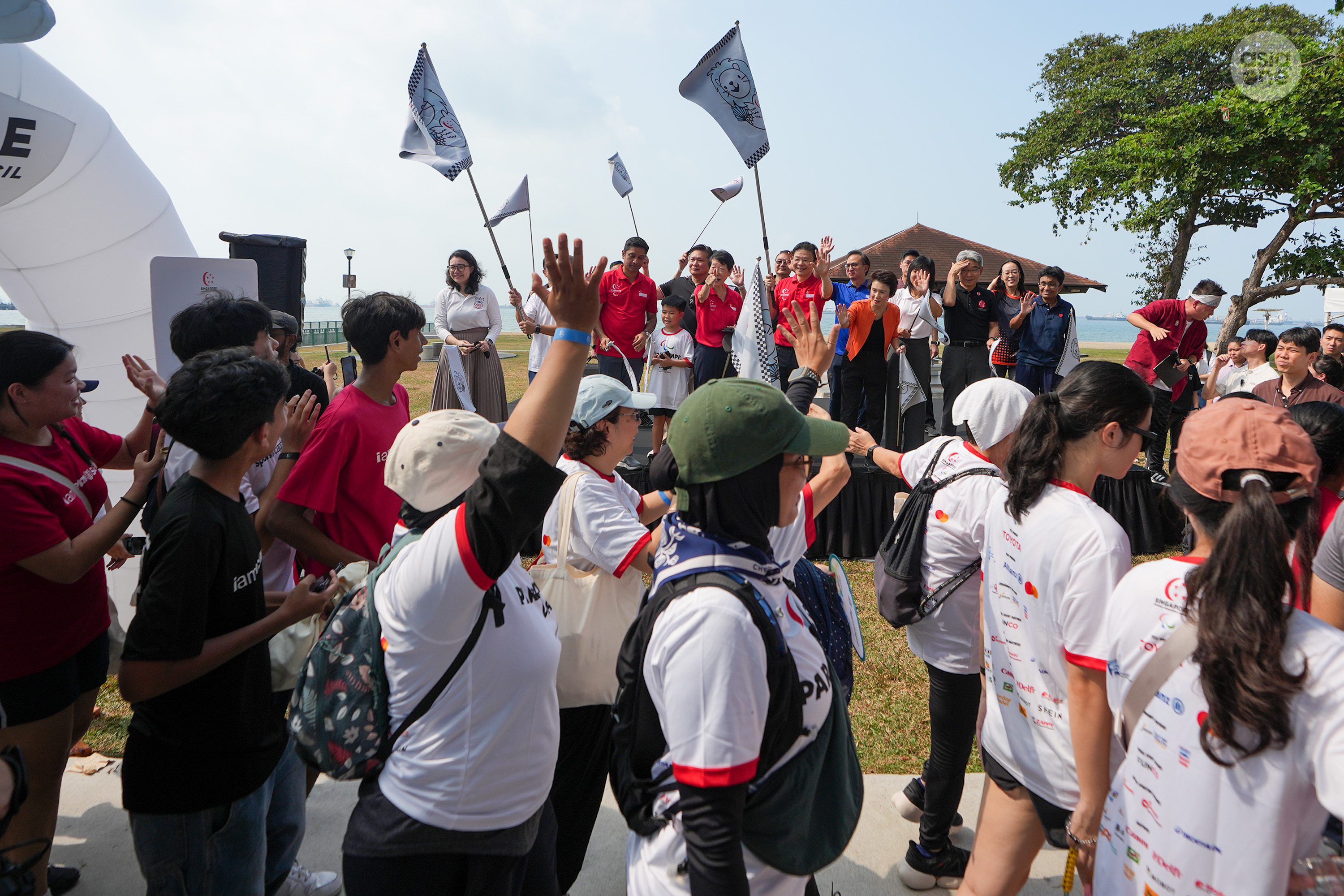 PM Lawrence Wong was joined by Senior Minister of State for Culture, Community and Youth Low Yen Ling, Minister of State for Culture, Community and Youth Dinesh Vasu Dash, and Grassroots Advisers to East Coast Grassroots Organisations, Minister for Law Edwin Tong and MP Hazlina Abdul Halim.