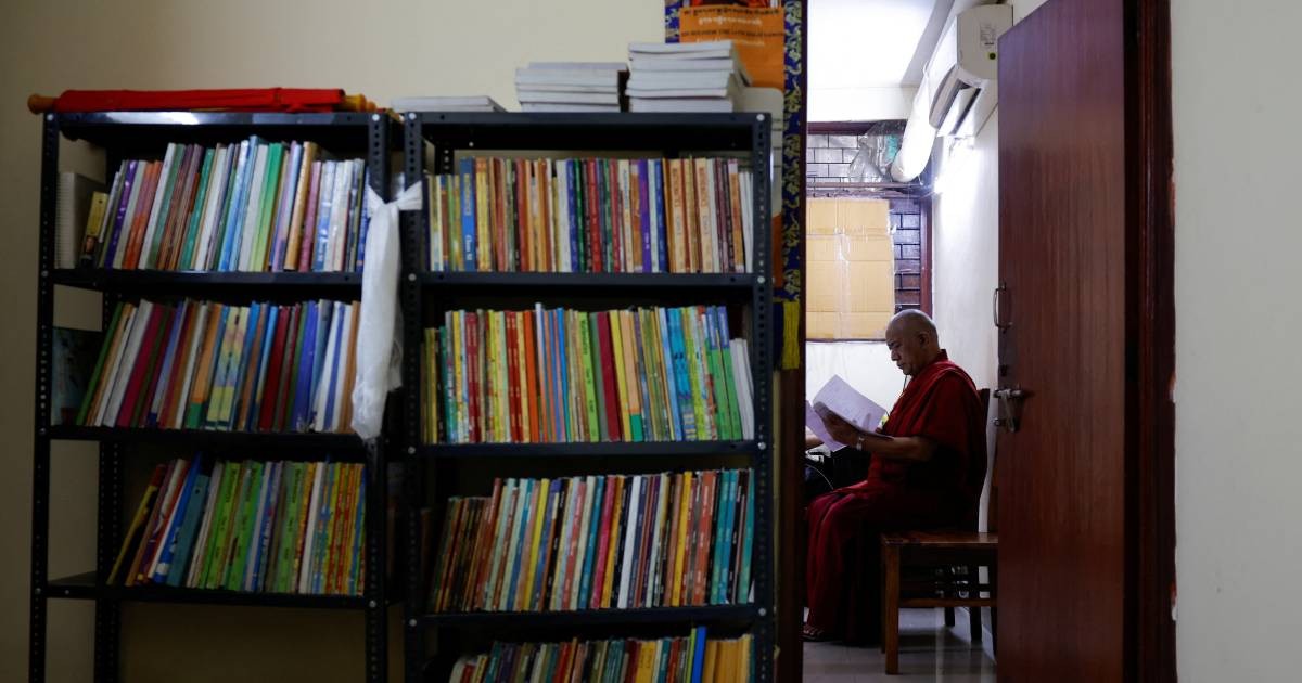 India overhauls teaching in Himalayan Buddhist monasteries to counter China
