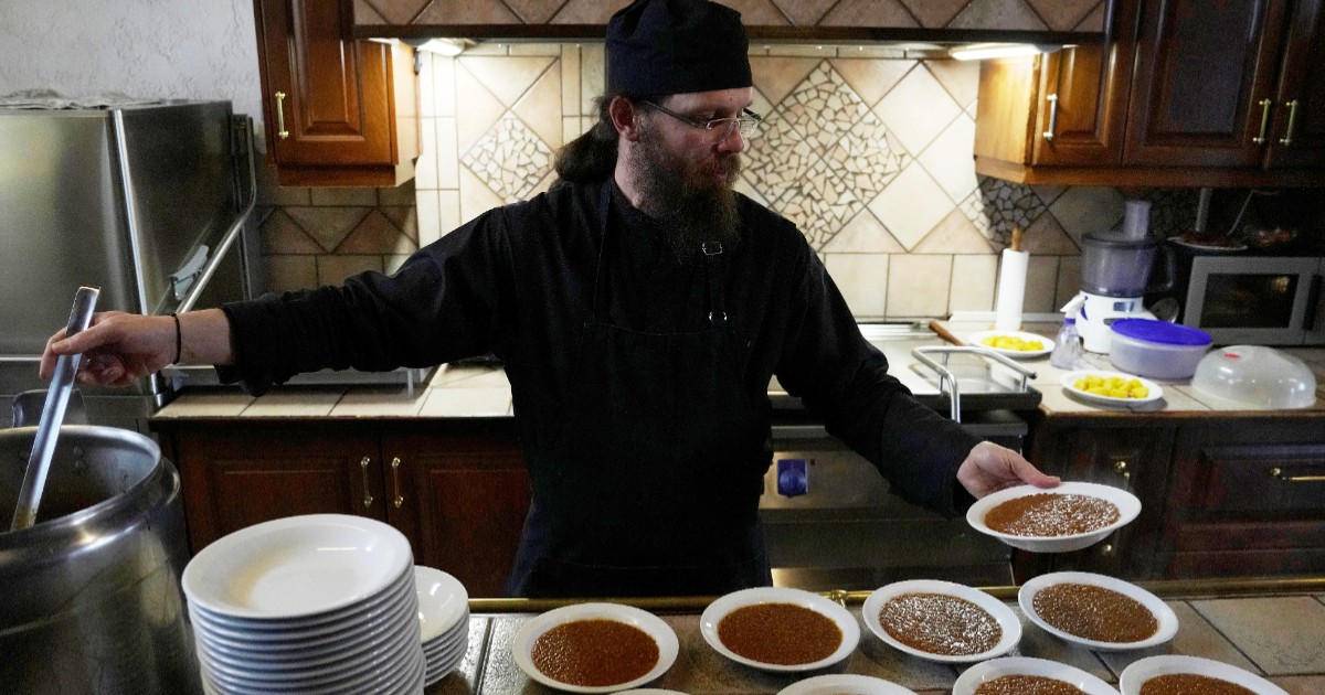 Want to renew healthy eating habits? Greek monks have a spring playbook