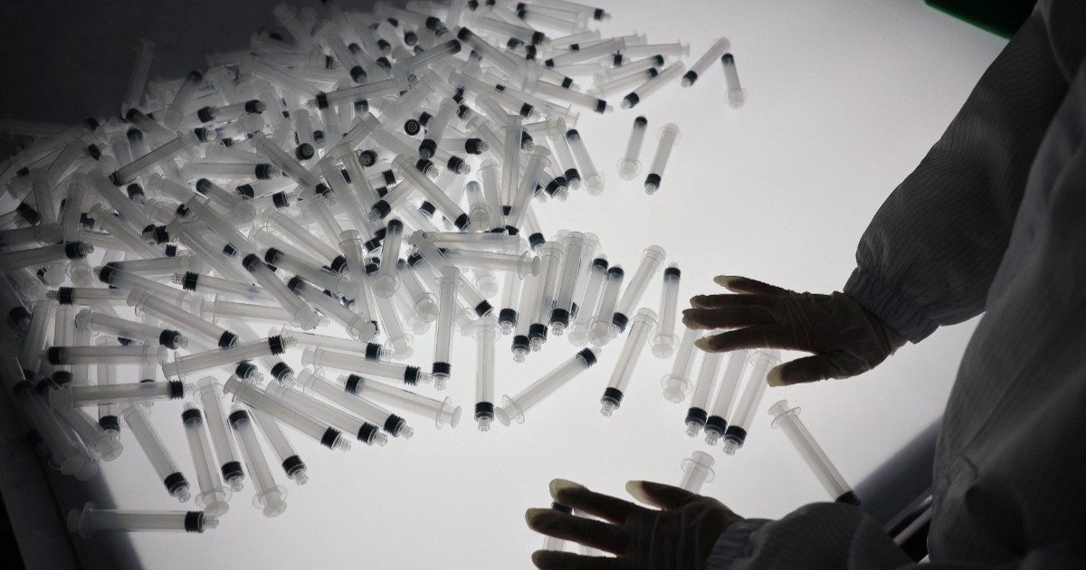 South Korea bans stockpiling of medical needles, syringes to prevent supply disruptions