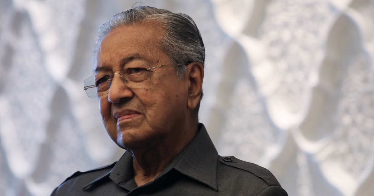 Malaysia inquiry proposes criminal probe into ex-PM Mahathir over disputed islets