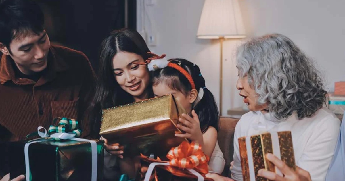 How I politely say no to the mountain of presents my children receive from their grandparents