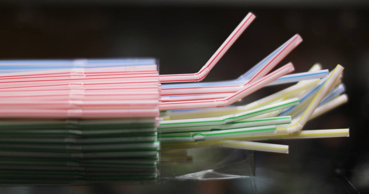 Trump pushes for use of plastic straws in US, defies global trend of countries imposing a ban