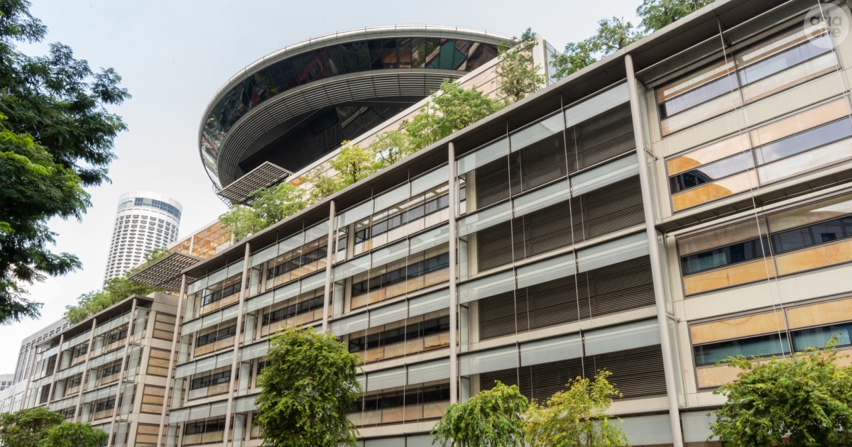 Man on trial for raping woman who hired him to repair lights in her flat