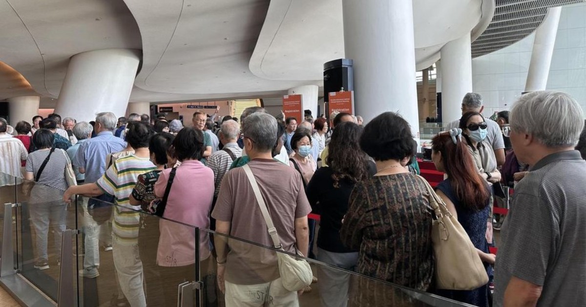 'We just want our money': Income Insurance shareholders disappointed at failed Allianz deal