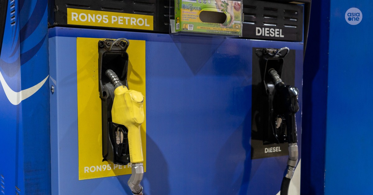 Malaysia to ban use of foreign credit, debit cards at Ron95 pumps from April