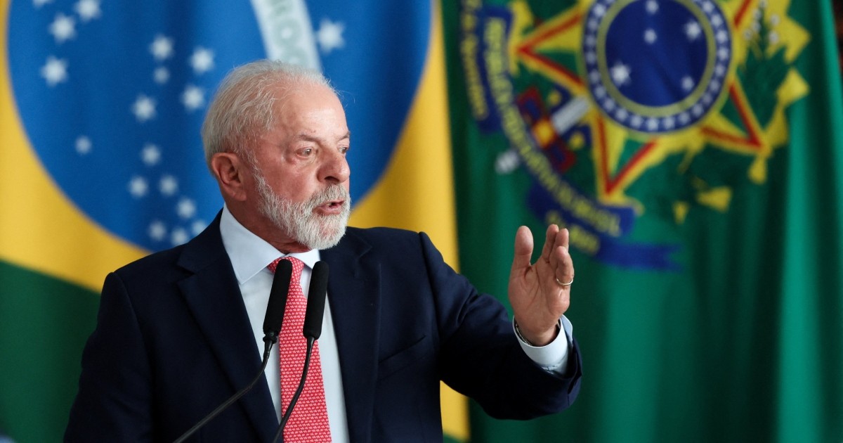 Brazil's Lula, Flavio Bolsonaro seen tied in presidential run-off, poll shows