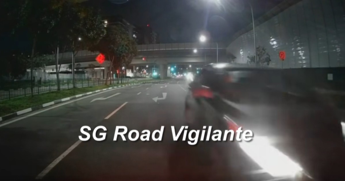 Driver crashes into car waiting at Pasir Ris traffic junction, arrested for drink driving