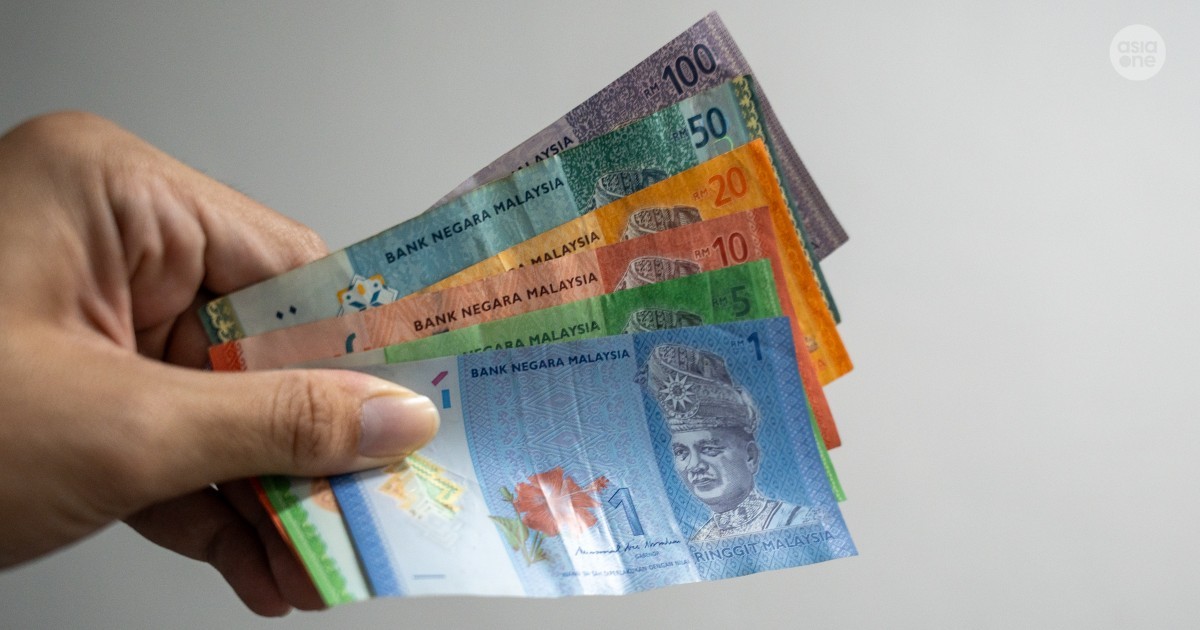 Couple loses over $32k trying to rescue son from online loan syndicate in Malaysia 