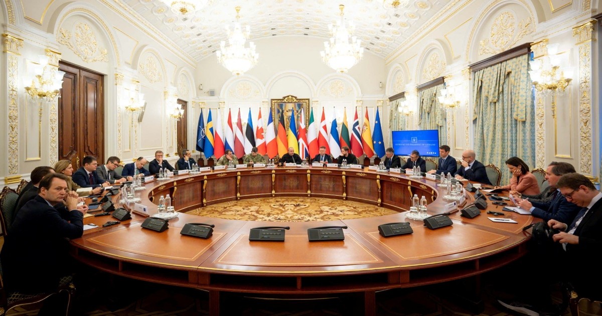 Ukraine, US teams conclude talks, new POW exchange possible, Zelenskiy says