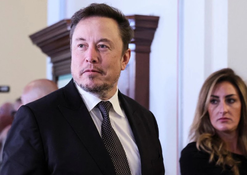 Tech titans meet US lawmakers, Musk seeks 'referee' for AI