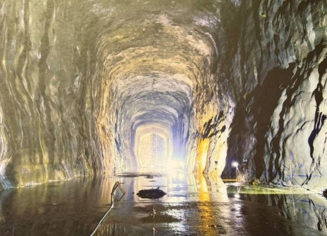 'Could fit a 9-storey building': Singapore can explore more underground spaces for fuel reserves, says Tan See Leng