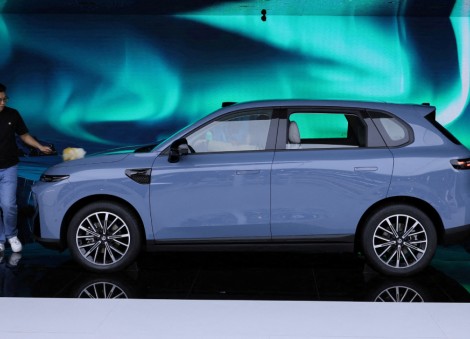 Stellantis in advanced talks to develop Opel EV with China's Leapmotor, sources say