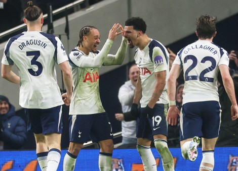 Tottenham roar back to draw with Man City and do Arsenal a favour in Premier League title race