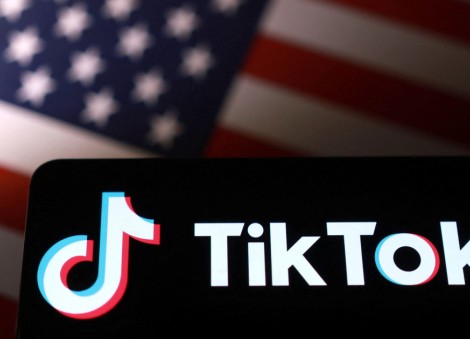US lawmakers say TikTok joint venture deal needs scrutiny from Congress