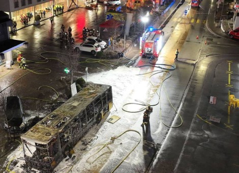 6 killed in Swiss bus blaze after person reportedly sets themselves on fire