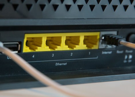 Wi-Fi routers sold in Singapore must have stronger security measures by 2027: Tan Kiat How