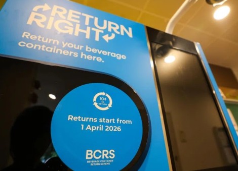 Some dine-in spots will not charge 10-cent container deposit, but hawkers likely to pass it on